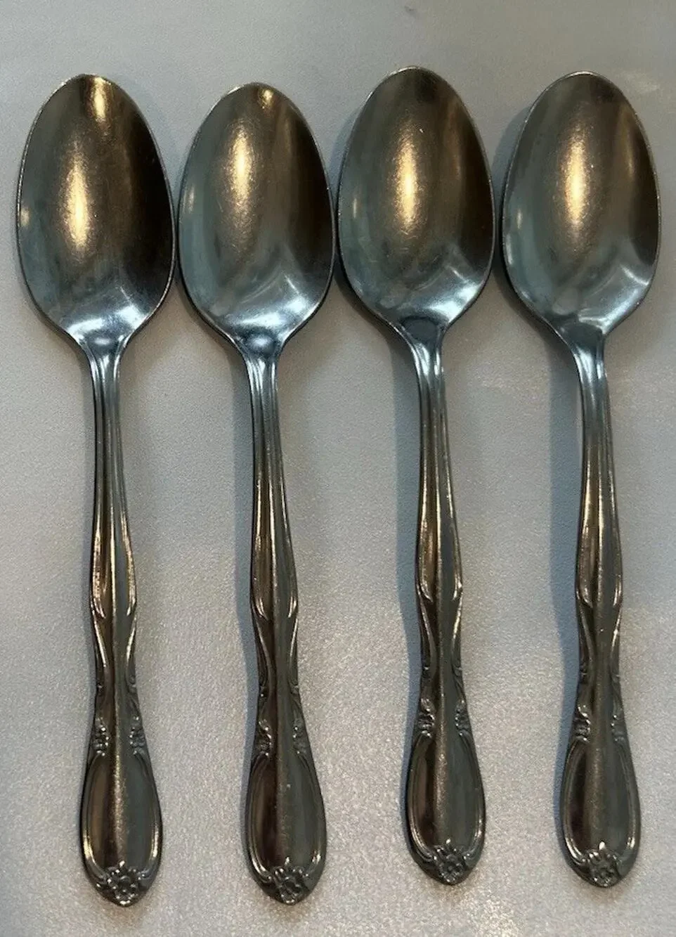 Vtg Superior International Chapel Hill Flatware Set of 4 Dessert Spoons 6” USA